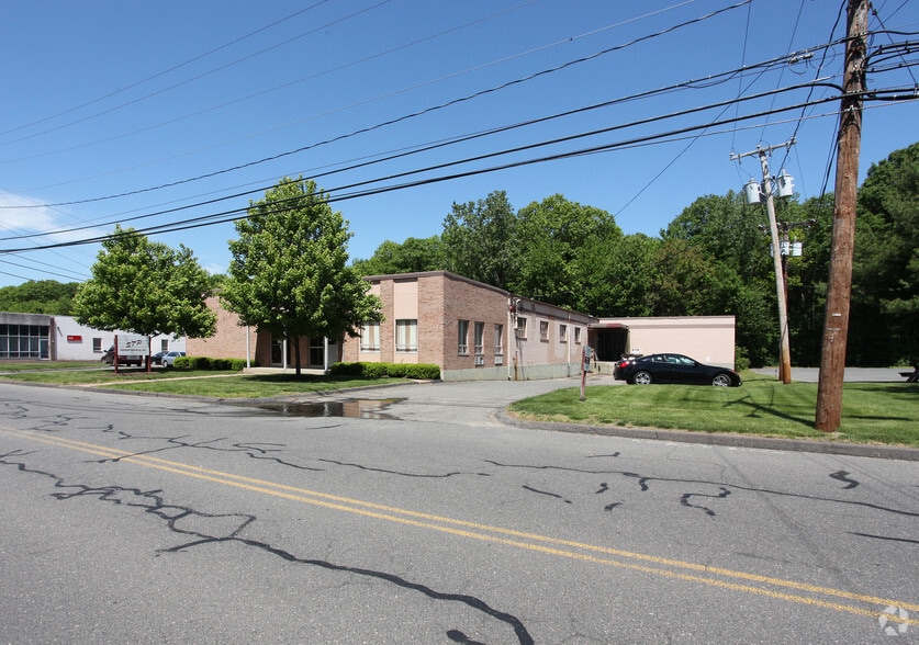 Primary Photo Of 110-112 Prestige Park Rd, East Hartford Manufacturing For Lease