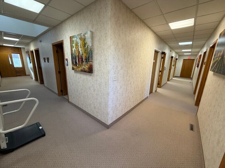 More Photos Of 620 N Alpha St, Grand Island Office For Sale
