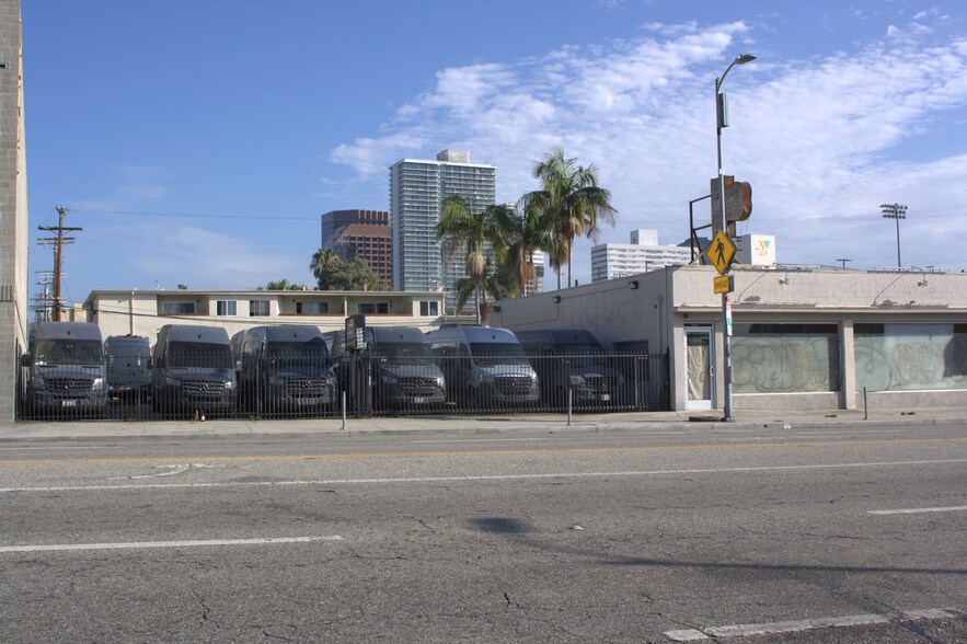 More Photos Of 11857-11861 Santa Monica Blvd, Los Angeles Land For Sale