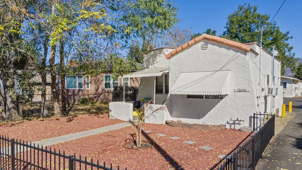 More Photos Of 12652 Bradley Ave, Sylmar Apartments For Sale