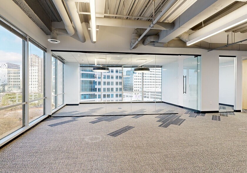 More Photos Of 3340 Peachtree Rd NE, Atlanta Office For Lease