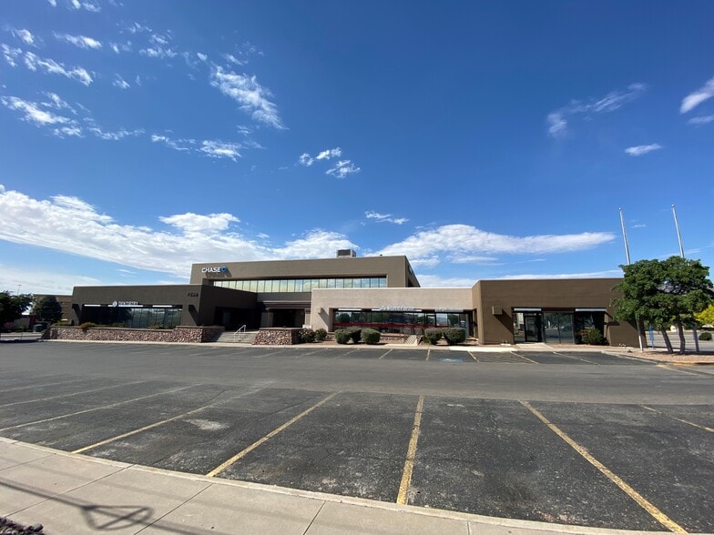 More Photos Of 7598 N Mesa St, El Paso Office For Sale