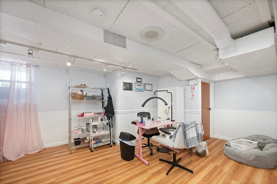 More Photos Of 15 Thomas St, North Providence Freestanding For Sale