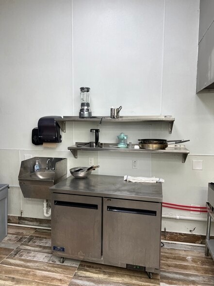 More Photos Of 25115 Gosling Rd, Spring Restaurant For Sale