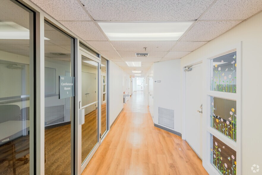 More Photos Of 45 Willard Ave, Providence Medical For Sale