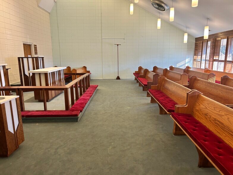 More Photos Of 1410 W Bobo Newsom Hwy, Hartsville Religious Facility For Sale