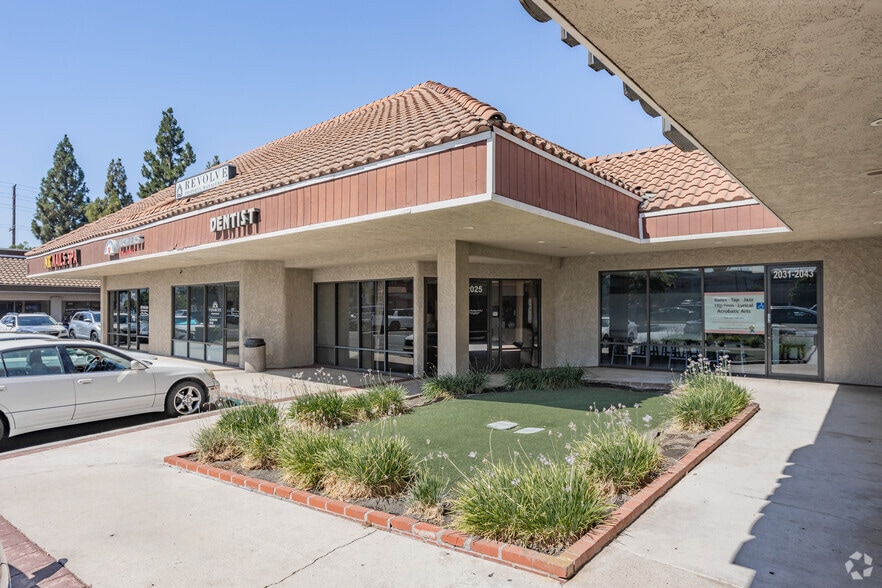 More Photos Of 2001-2099 E Orangethorpe Ave, Placentia Unknown For Lease