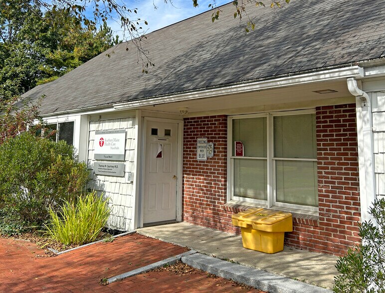 More Photos Of 2 Medical Center Dr, Biddeford Medical For Lease