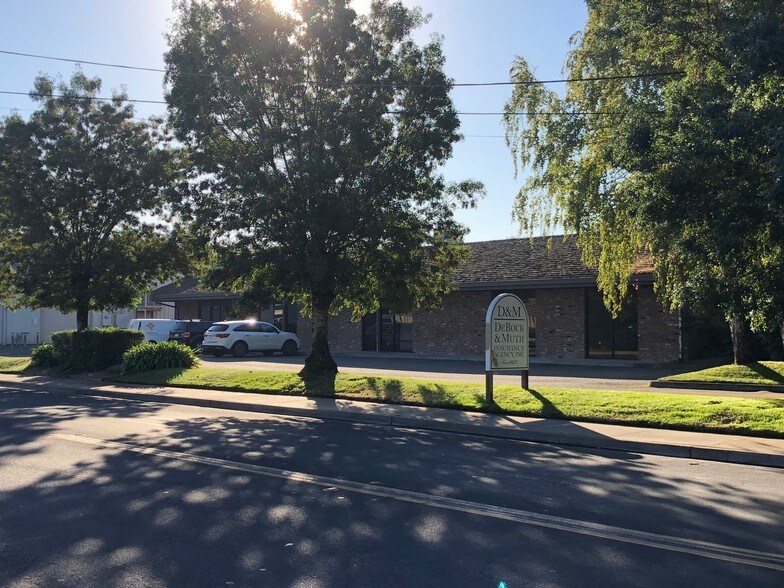 More Photos Of 1330 W Fremont St, Stockton Office For Lease