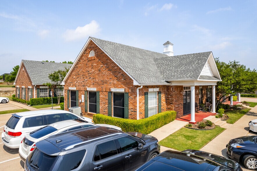 More Photos Of 6021 Morriss Rd, Flower Mound Unknown For Lease