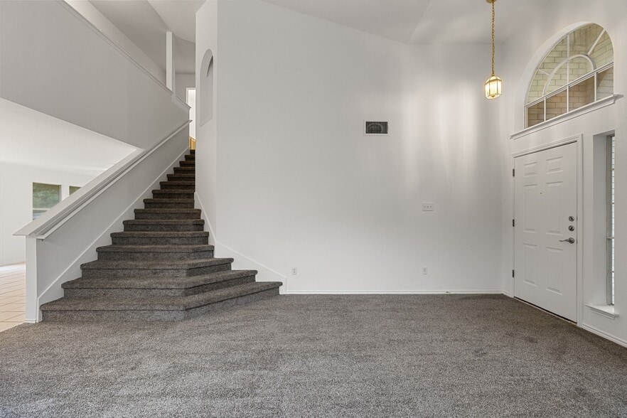 More Photos Of 4416 Campo Verde Dr, Austin Multifamily For Sale