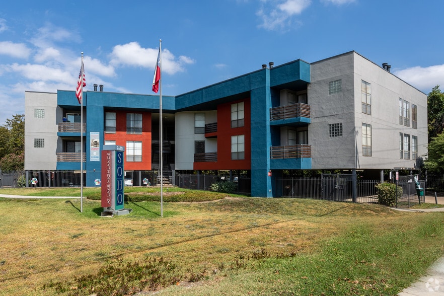 Primary Photo Of 7570-7610 Skillman St, Dallas Apartments For Sale