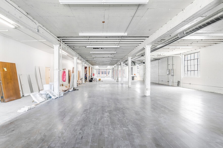 More Photos Of 823 S Los Angeles St, Los Angeles Loft Creative Space For Lease