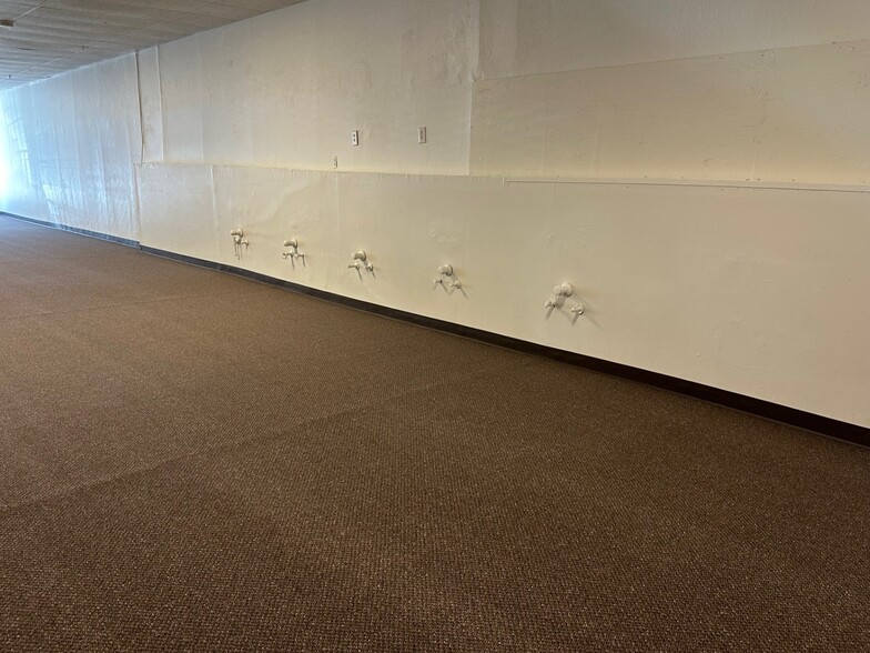 More Photos Of 338-340 N California St, Stockton Storefront For Lease
