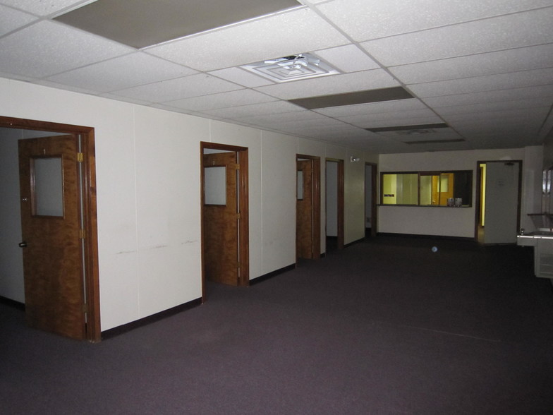 Primary Photo Of 9310 Normandie Dr, Shreveport Office For Lease