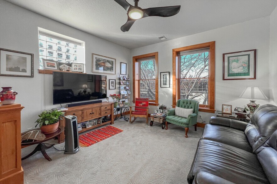 More Photos Of 418-420 Main St, Longmont Storefront For Sale