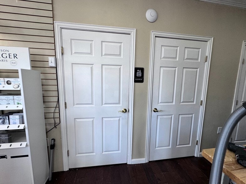 More Photos Of 5101 Davis Blvd, North Richland Hills Freestanding For Sale