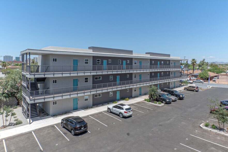 More Photos Of 1435 East Taylor St, Phoenix Apartments For Sale