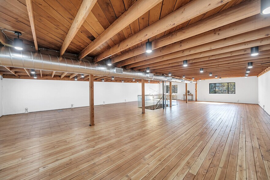 More Photos Of 5055 Exposition Blvd, Los Angeles Loft Creative Space For Lease