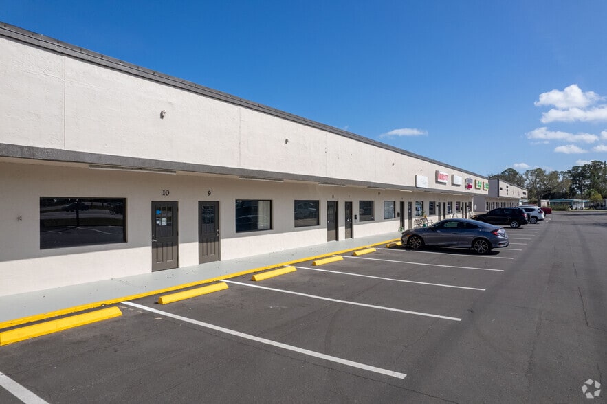 More Photos Of 2111 S Ridgewood Ave, Edgewater Unknown For Lease