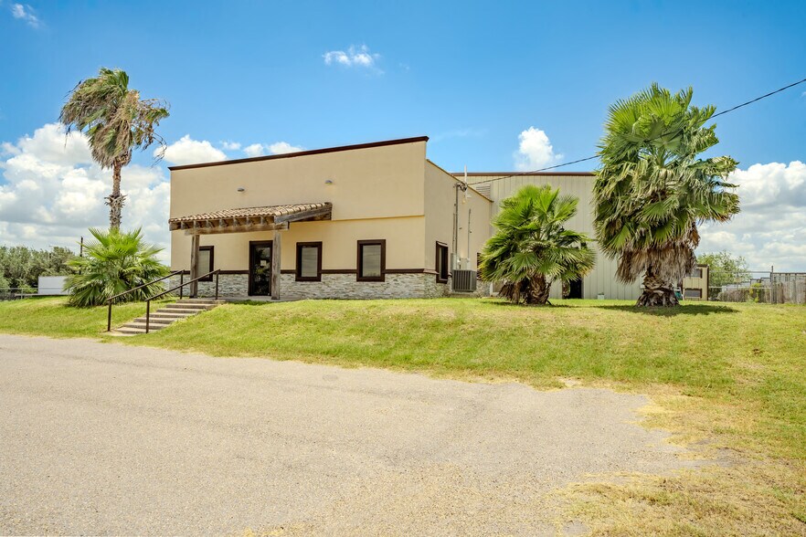 More Photos Of 8612 N Seminary Rd, Edinburg Truck Terminal For Sale