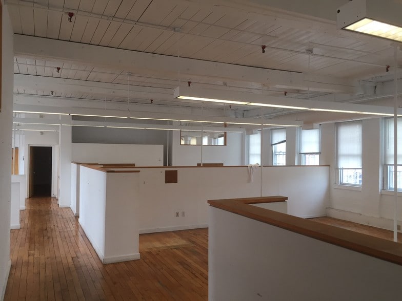 More Photos Of 85 Willow St, New Haven Flex For Lease