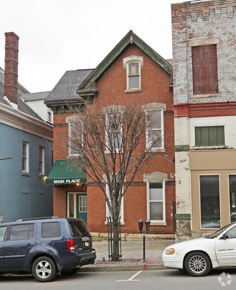 More Photos Of 147 N Main St, Washington Office Residential For Sale