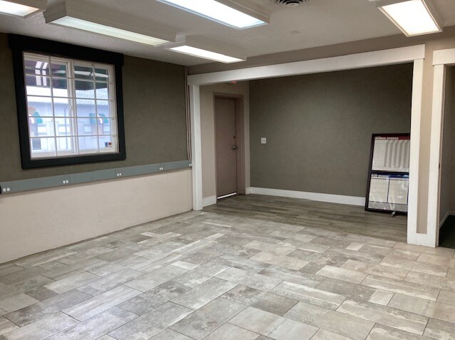 More Photos Of 601 E 44th St, Garden City Warehouse For Lease