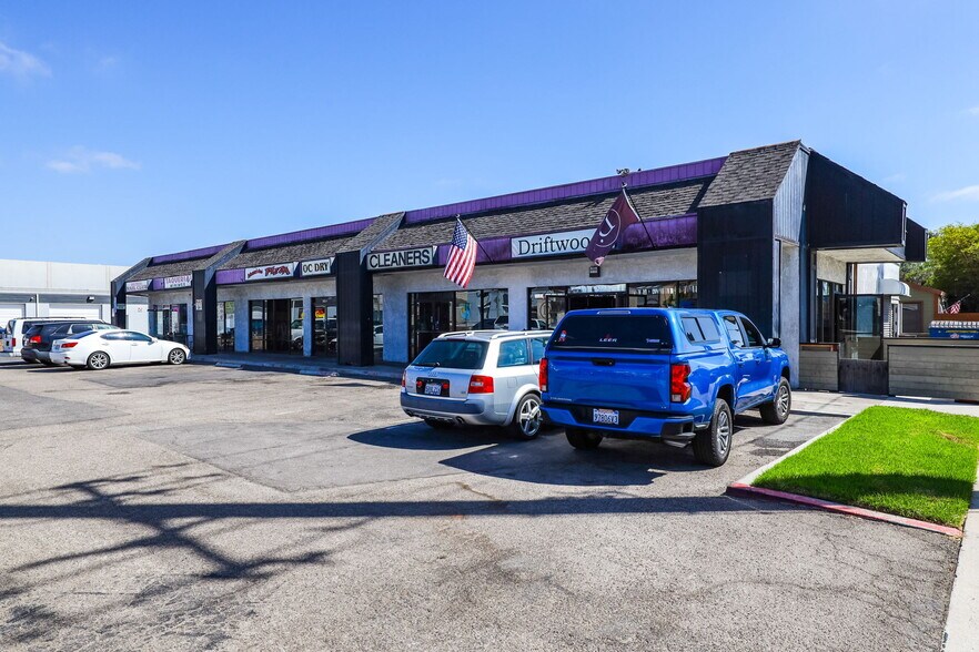 More Photos Of 204 Adams Ave, Huntington Beach Freestanding For Sale