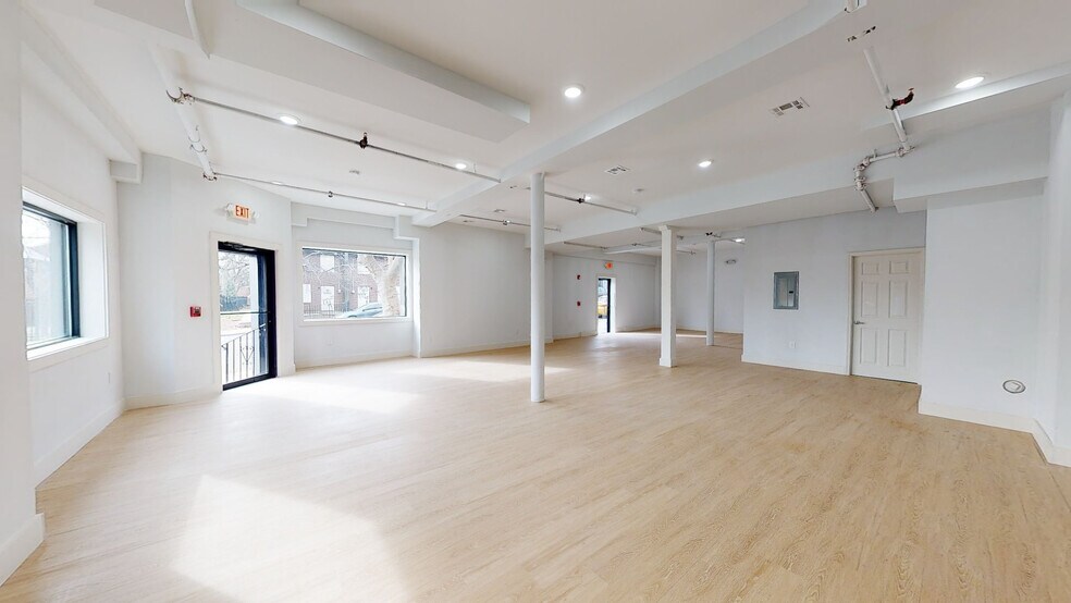 More Photos Of 66 Garside St, Newark Apartments For Sale