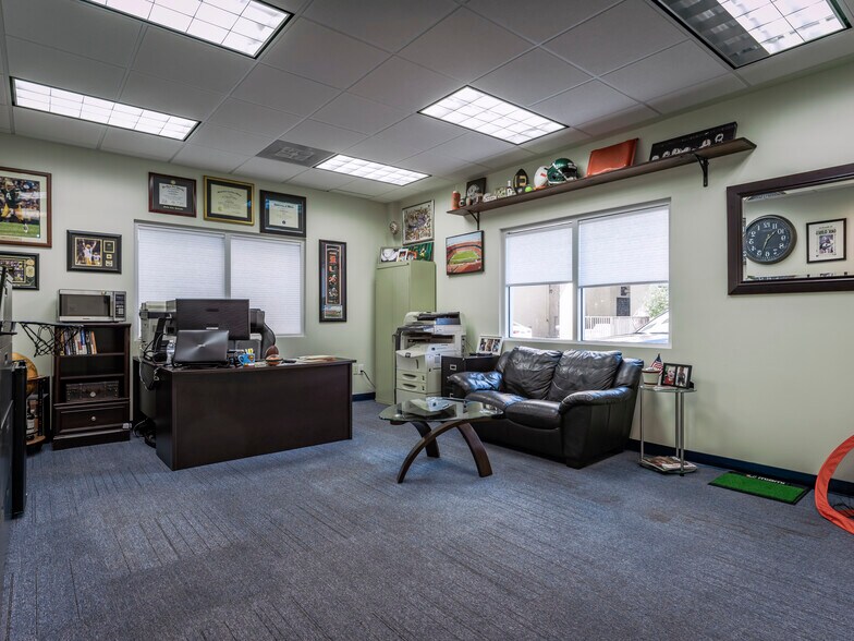 More Photos Of 4070 Laguna St, Coral Gables Medical For Sale