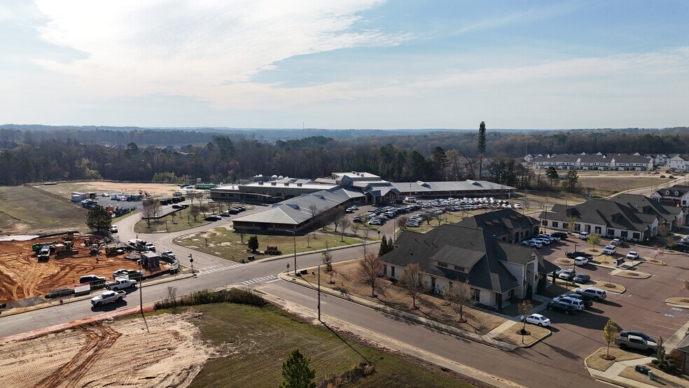 More Photos Of 206 Commonwealth Blvd, Oxford Land For Sale