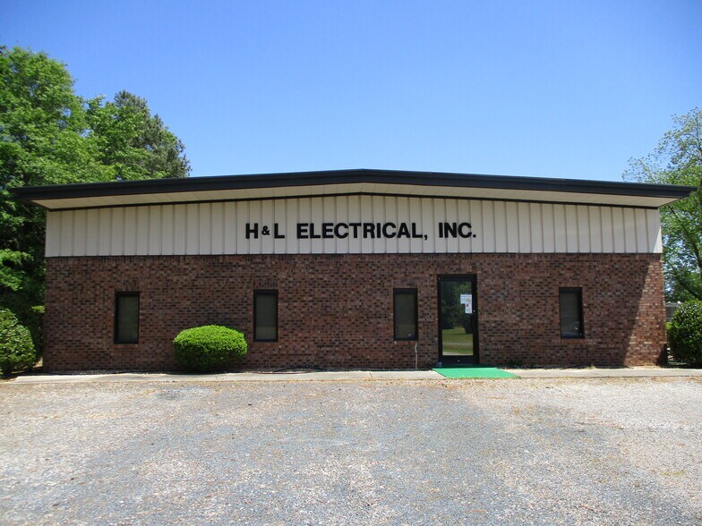 Primary Photo Of 17421 Plant Rd, Laurinburg Warehouse For Sale