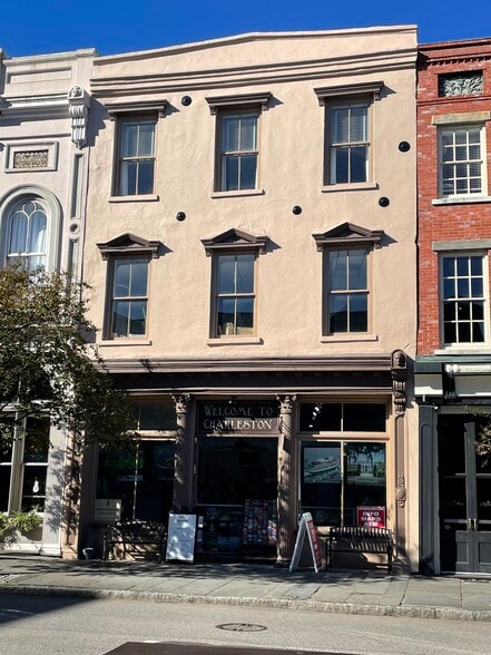 More Photos Of 231 Meeting St, Charleston Storefront Retail Office For Lease