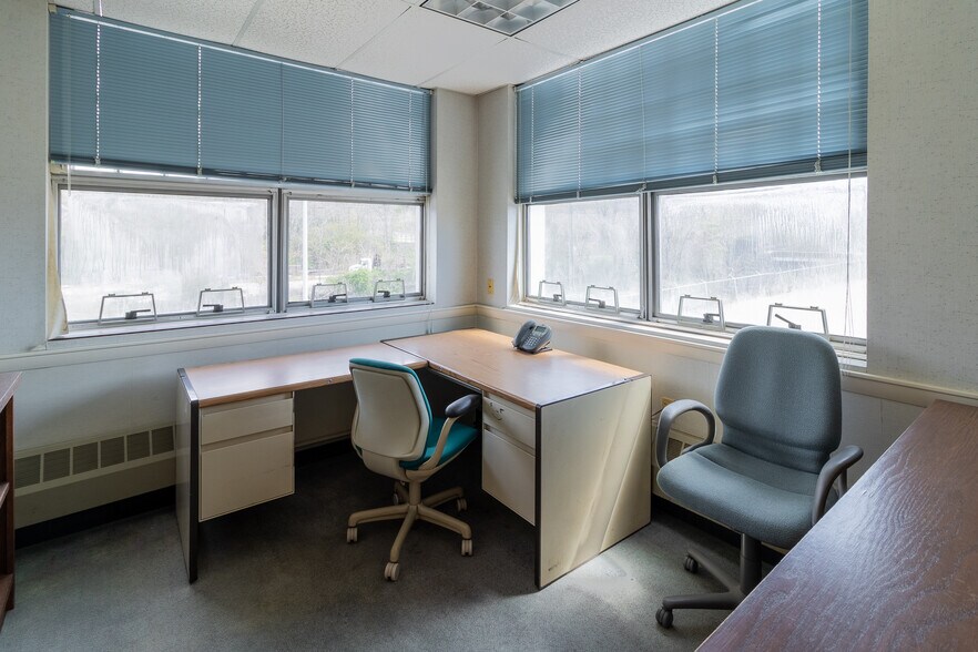More Photos Of 1 New St, Fall River Land For Lease