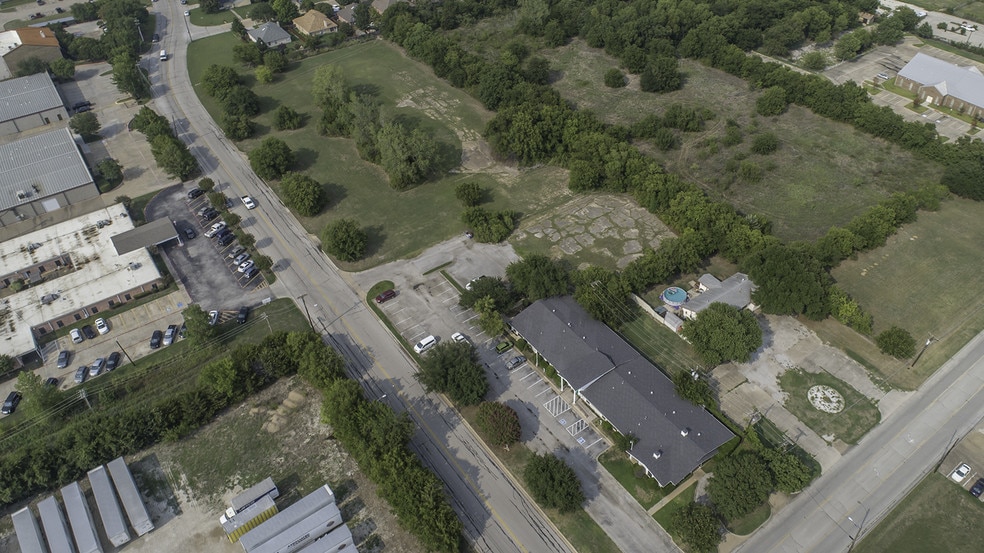 More Photos Of 420 Duncan Perry Rd, Grand Prairie Land For Sale