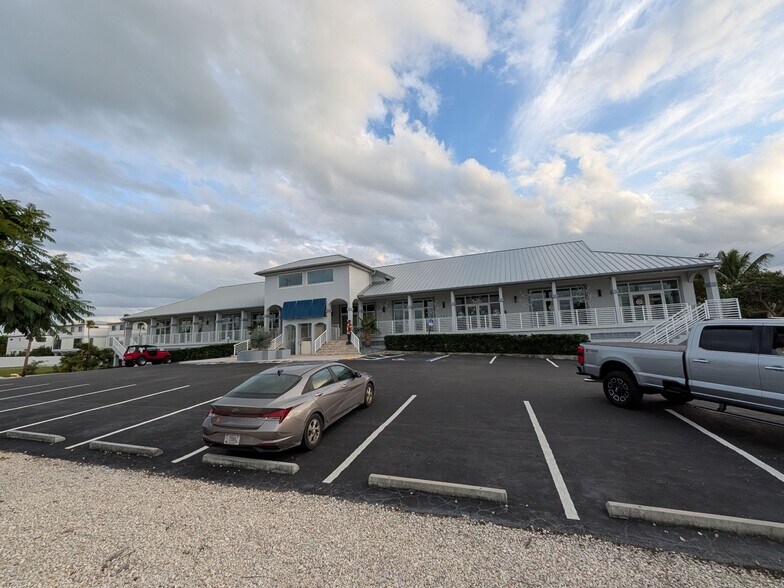 More Photos Of 10045 Overseas Hwy, Marathon Medical For Lease