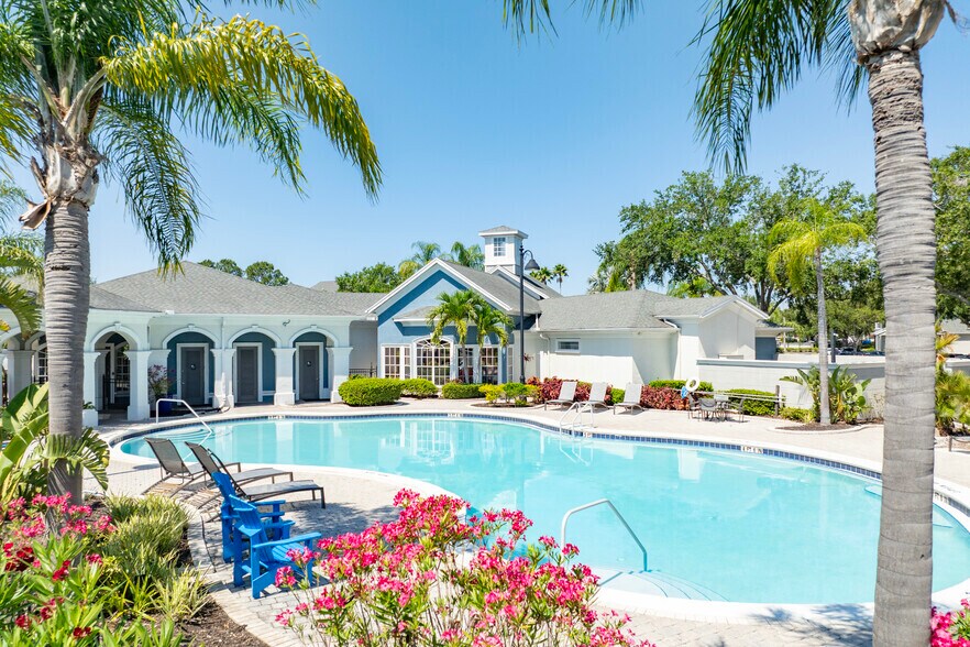 More Photos Of 2211 Grand Isle Dr, Brandon Apartments For Sale