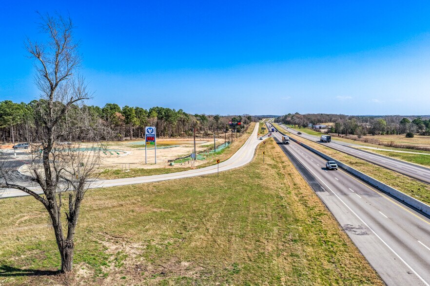 More Photos Of 24782 Interstate 20 W, Lindale General Retail For Lease