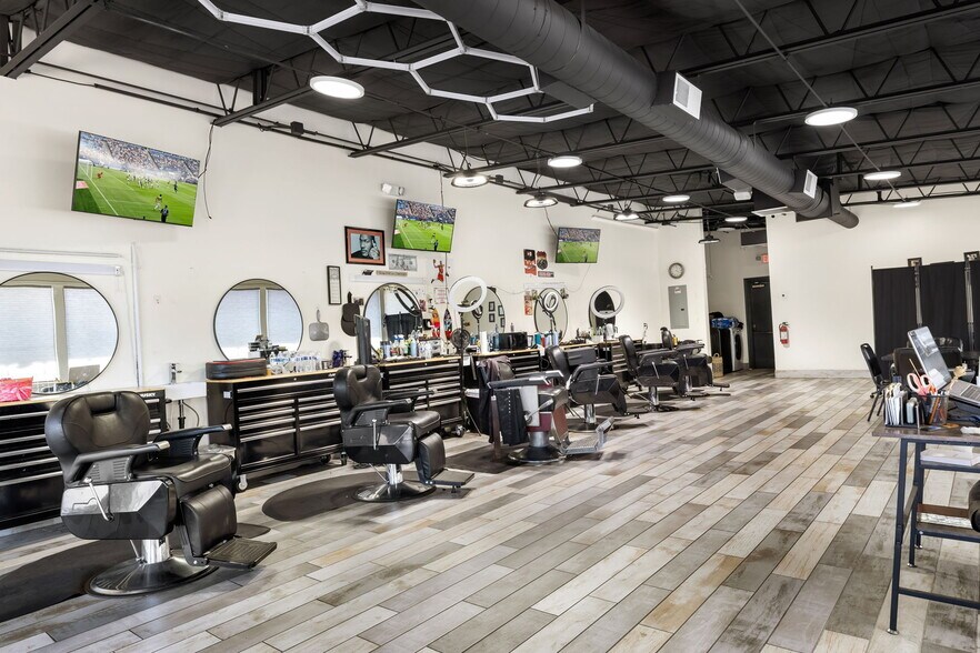 More Photos Of 1231 W Baseline Rd, Mesa Restaurant For Sale