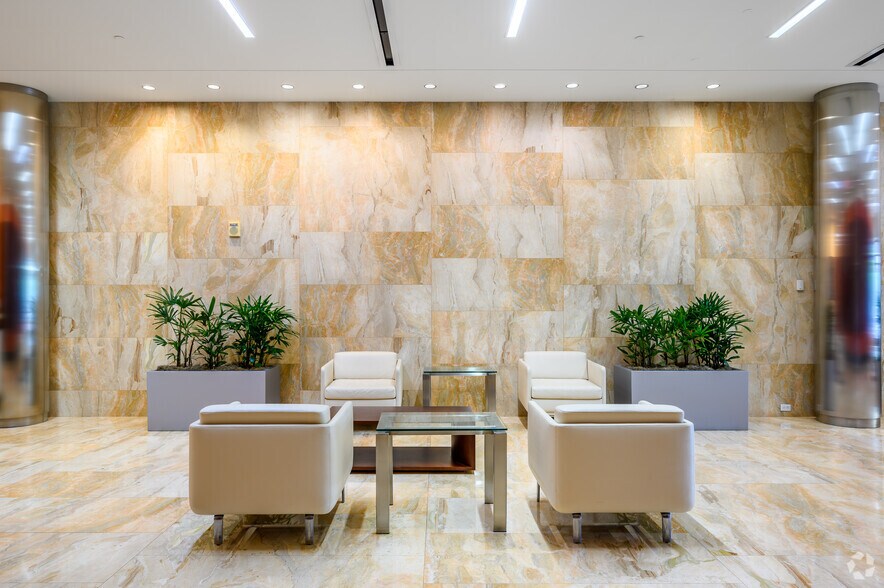 More Photos Of 1701 Duke St, Alexandria Office For Lease