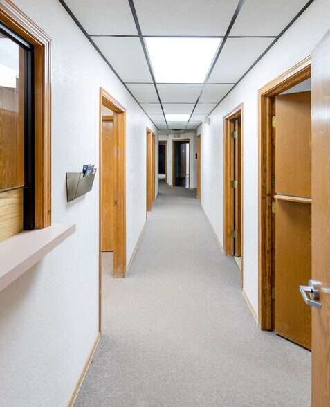 More Photos Of 1415 Watts St, Sayre Healthcare For Sale