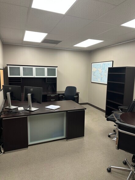 More Photos Of 3606-3608 Research Forest Dr, The Woodlands Office For Lease