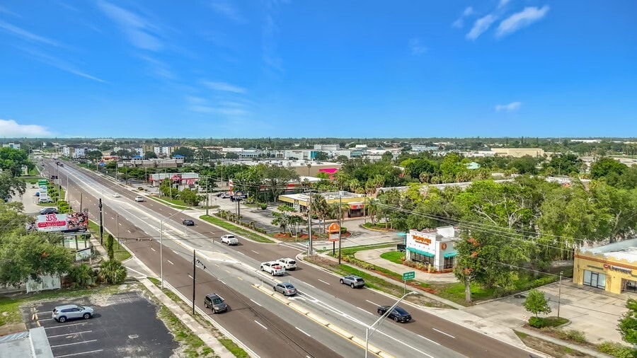 More Photos Of 3390 1st St W, Bradenton Fast Food For Sale
