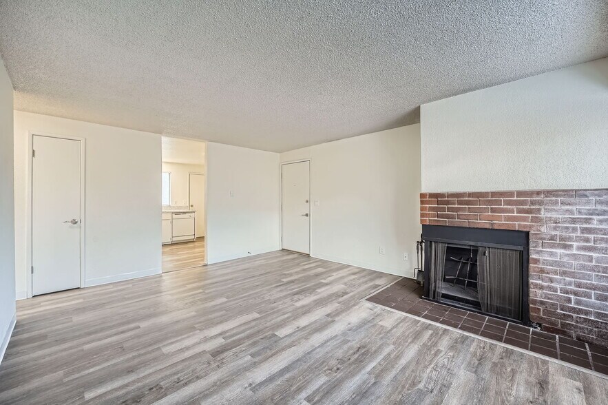 More Photos Of 1031 SW 122nd St, Seattle Apartments For Sale
