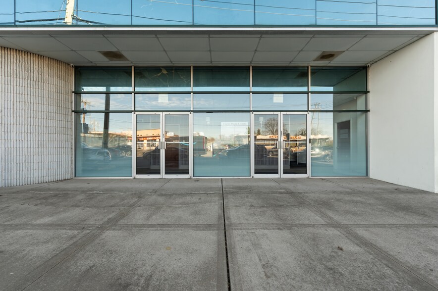 More Photos Of 1097 Old Country Rd, Plainview Medical For Lease