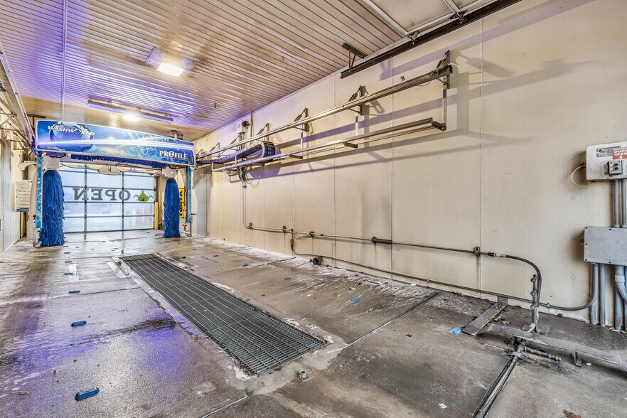 More Photos Of 732 Corylus Dr, Pataskala Carwash For Sale