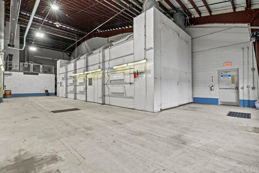 More Photos Of 315 Northampton St, Kingston Industrial For Sale