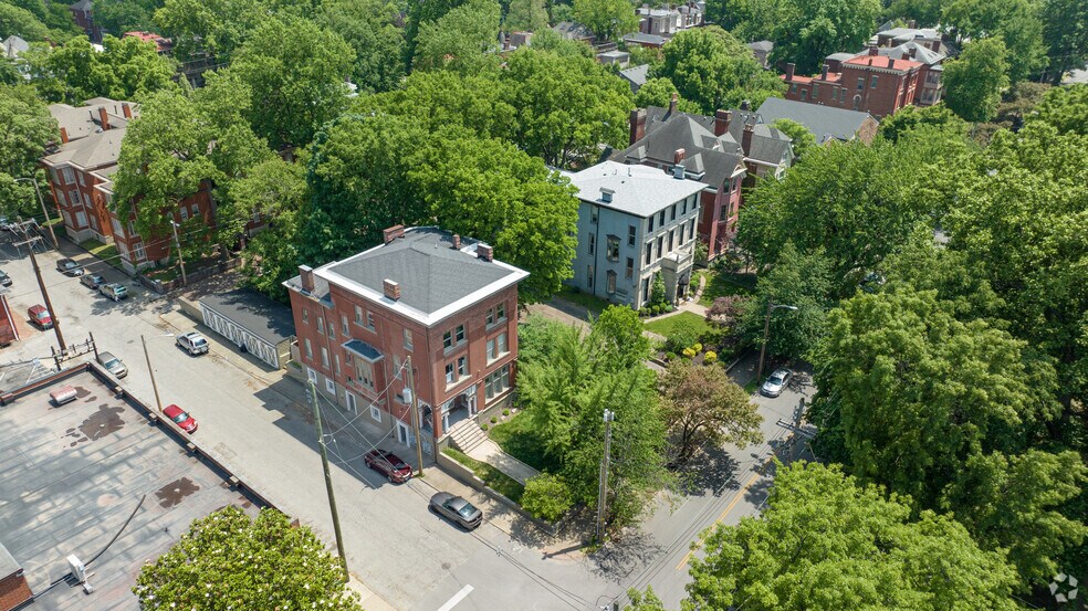 More Photos Of 1337 S 4th St, Louisville Apartments For Sale