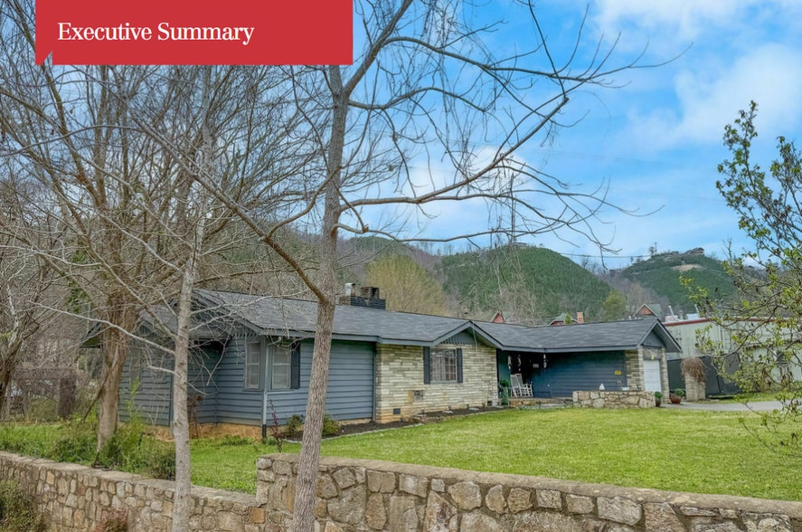 Primary Photo Of 740 River Rd, Gatlinburg Office For Sale